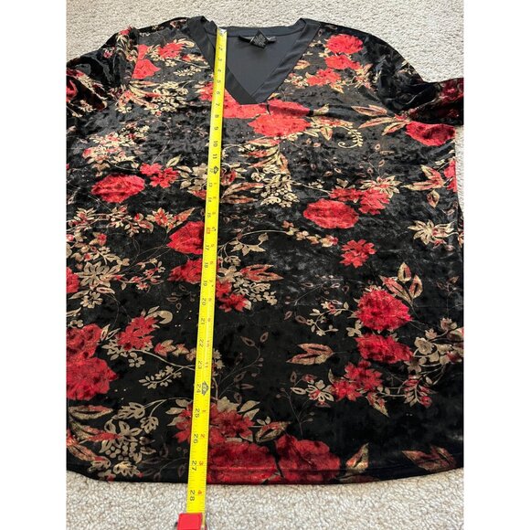 Venezia Womens Floral Velour Top Sz 18/20 V-Neck Black Red Stretchy Long Sleeve - Picture 4 of 7